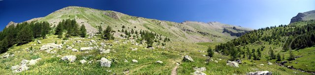 0089-0093Lac du Crachet.jpg